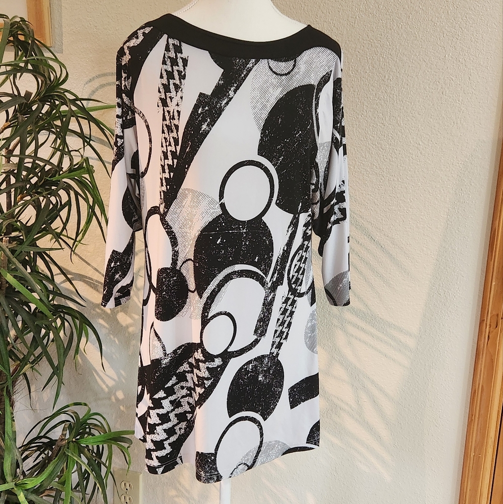 Donna Tunic